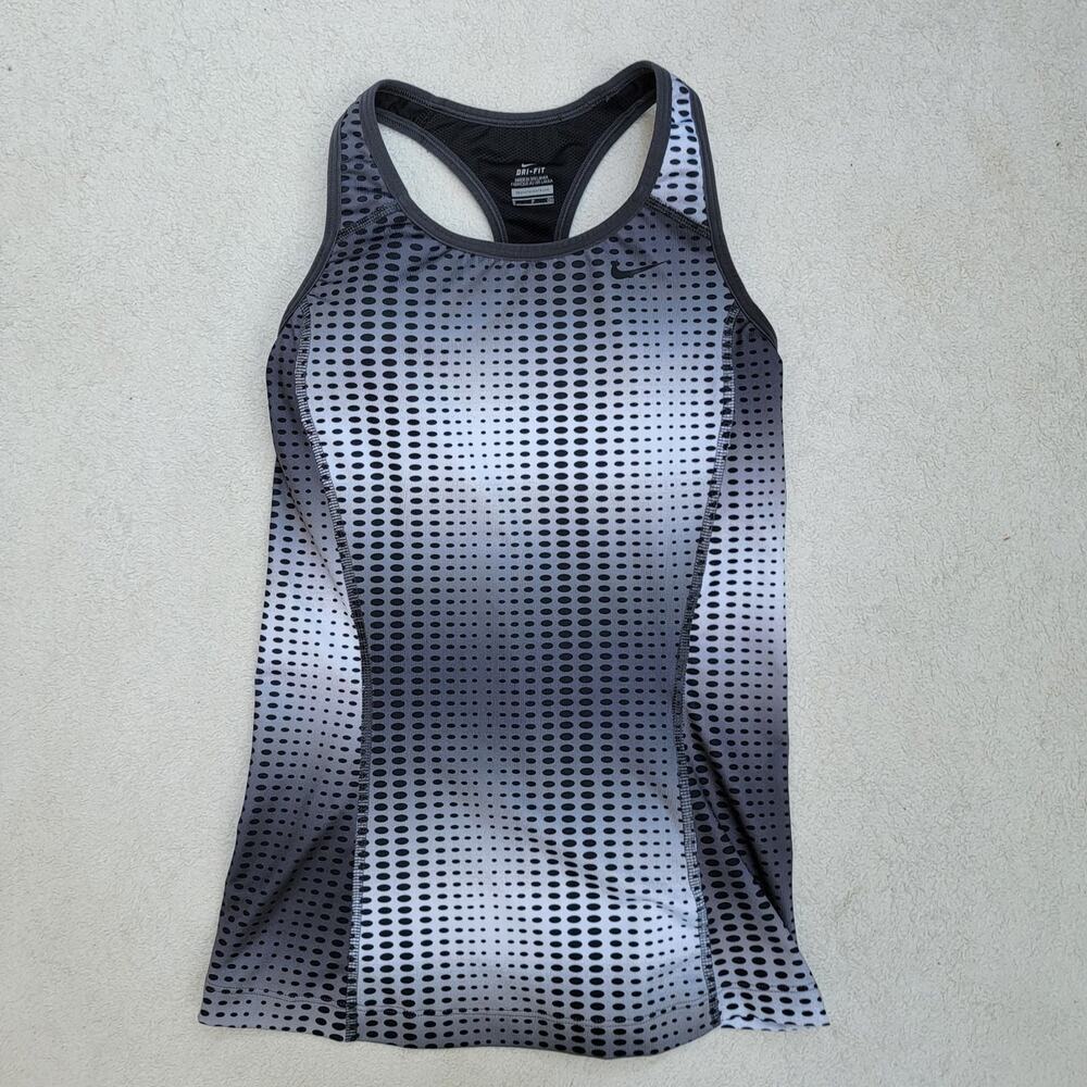 Nike dri fit work out top small black and white, non padded built in bra
